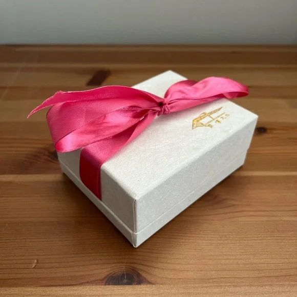 Teapot locket necklace with chain - Picture 6 of 6